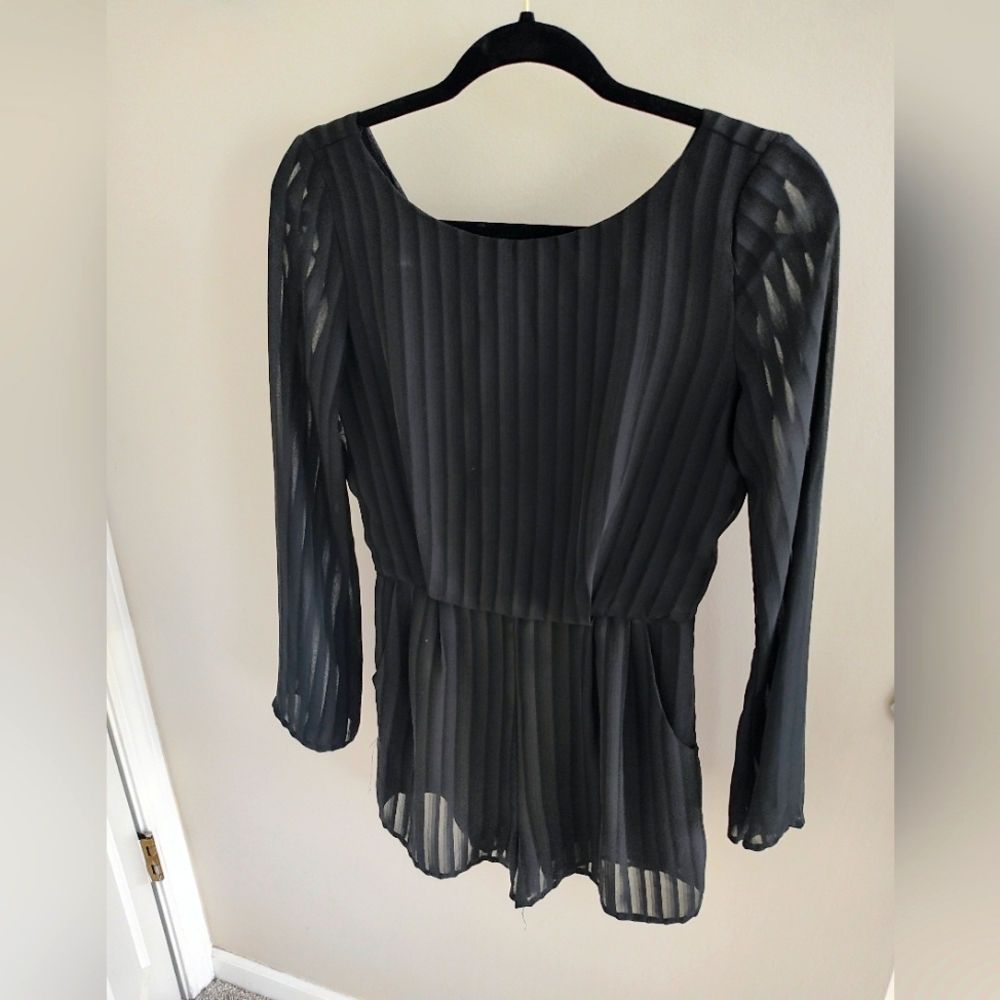 Charlotte Russe Small Black Mini Long Sleeve Romper Jumpsuit